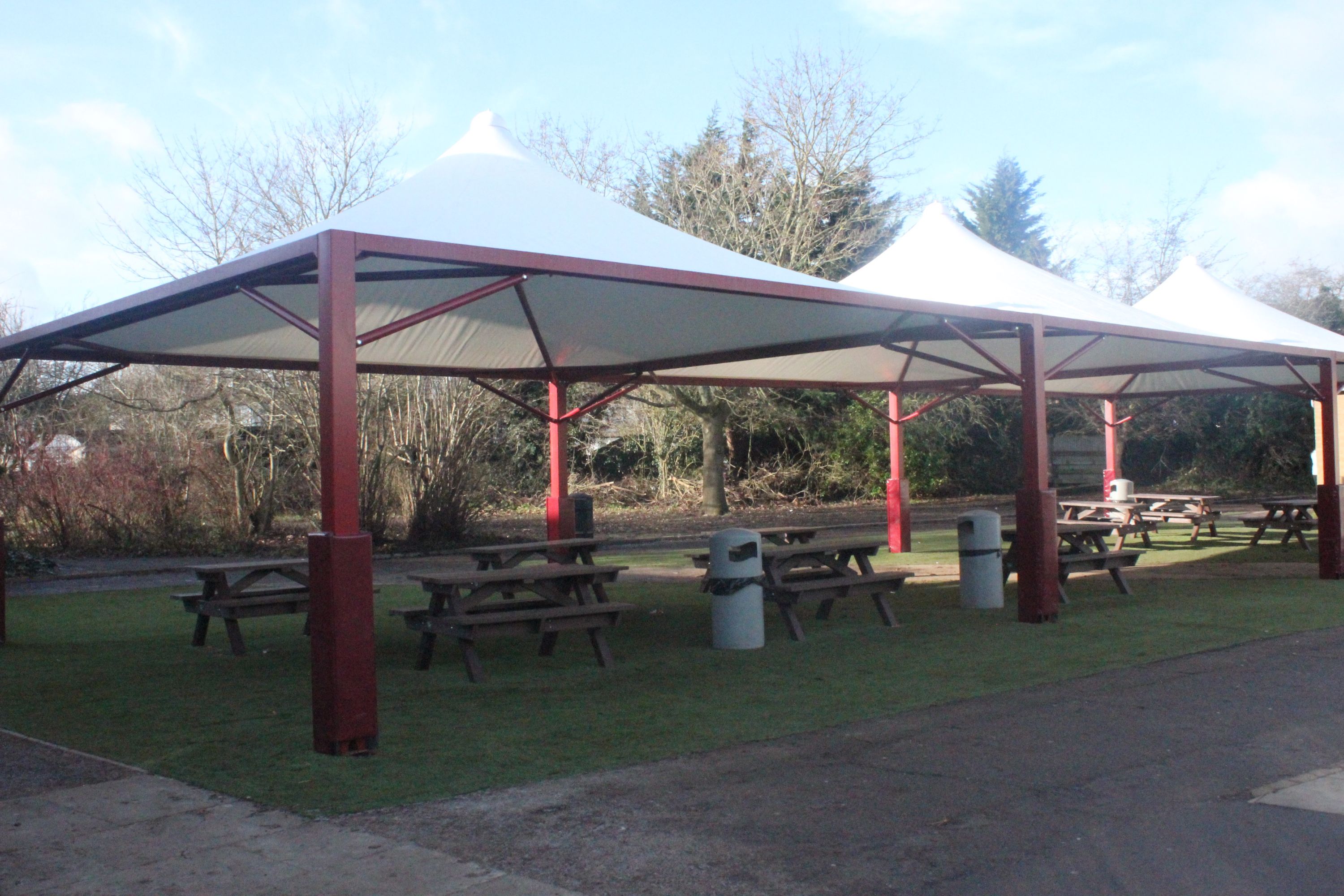 Covered canopy area